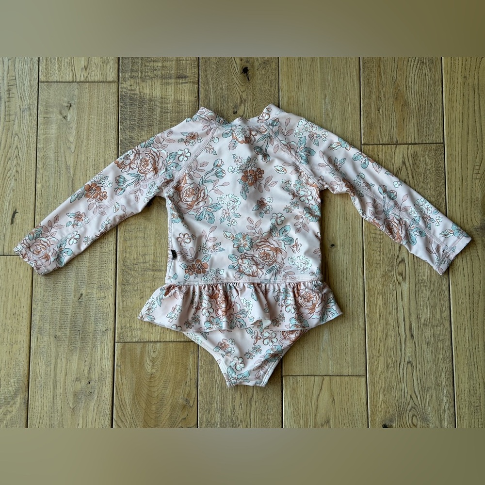 Modern Moments by Gerber Peplum Ruffle Rashguard Swimsuit size 2T - Picture 6 of 9